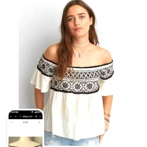 American Eagle Y2k boho embroidered off the shoulder blouse